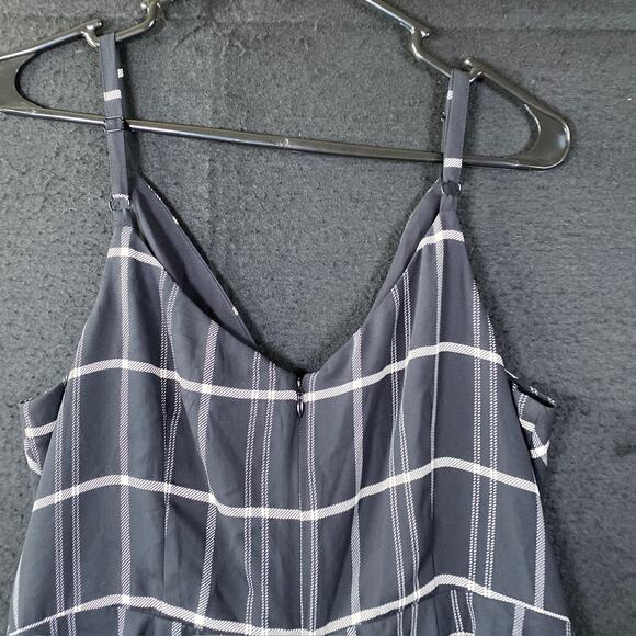 CAbi Womens Blouse Black White Striped V Neck Sleeveless Peplum 8 - Picture 9 of 10